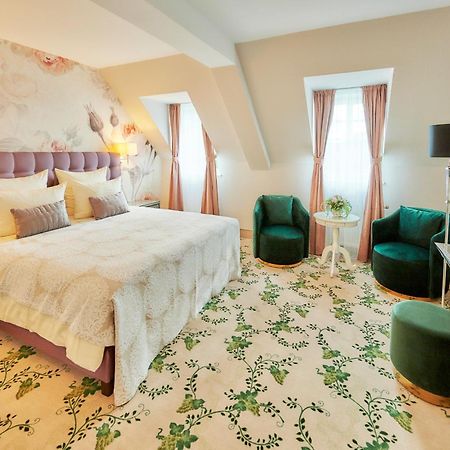 מולהיים אן דר מוזל Weinromantikhotel Richtershof מראה חיצוני תמונה