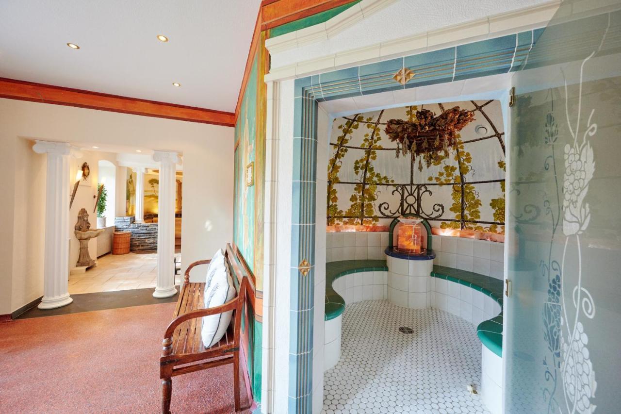 מולהיים אן דר מוזל Weinromantikhotel Richtershof מראה חיצוני תמונה