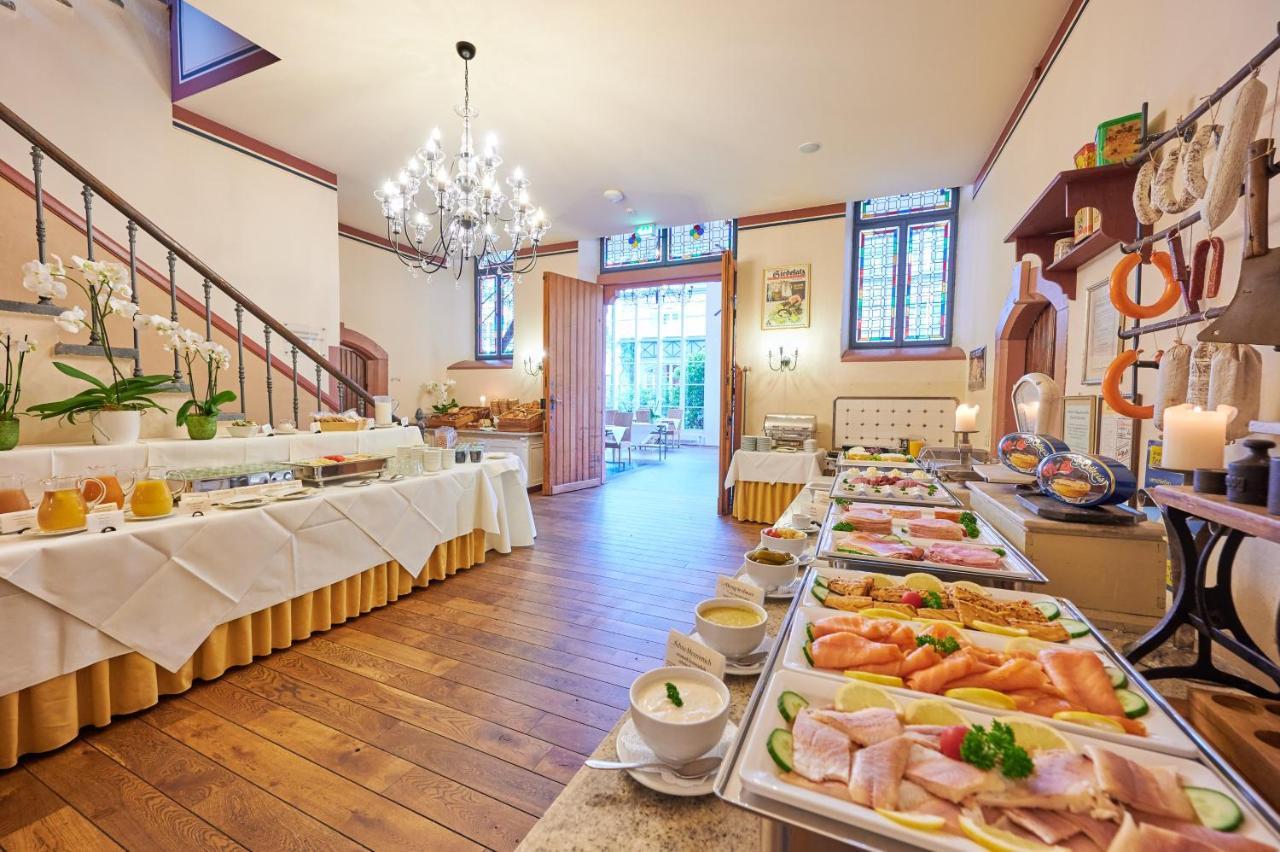 מולהיים אן דר מוזל Weinromantikhotel Richtershof מראה חיצוני תמונה